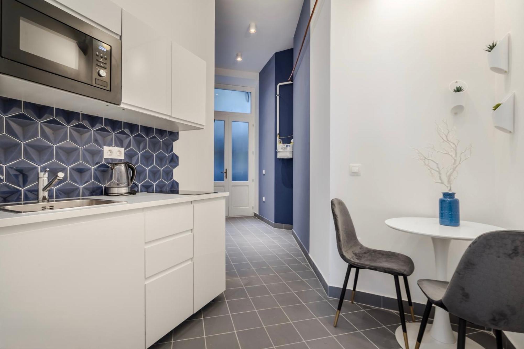 D58 - Grand Boulevard Royal Apartment - Best Location By Bqa Βουδαπέστη Εξωτερικό φωτογραφία