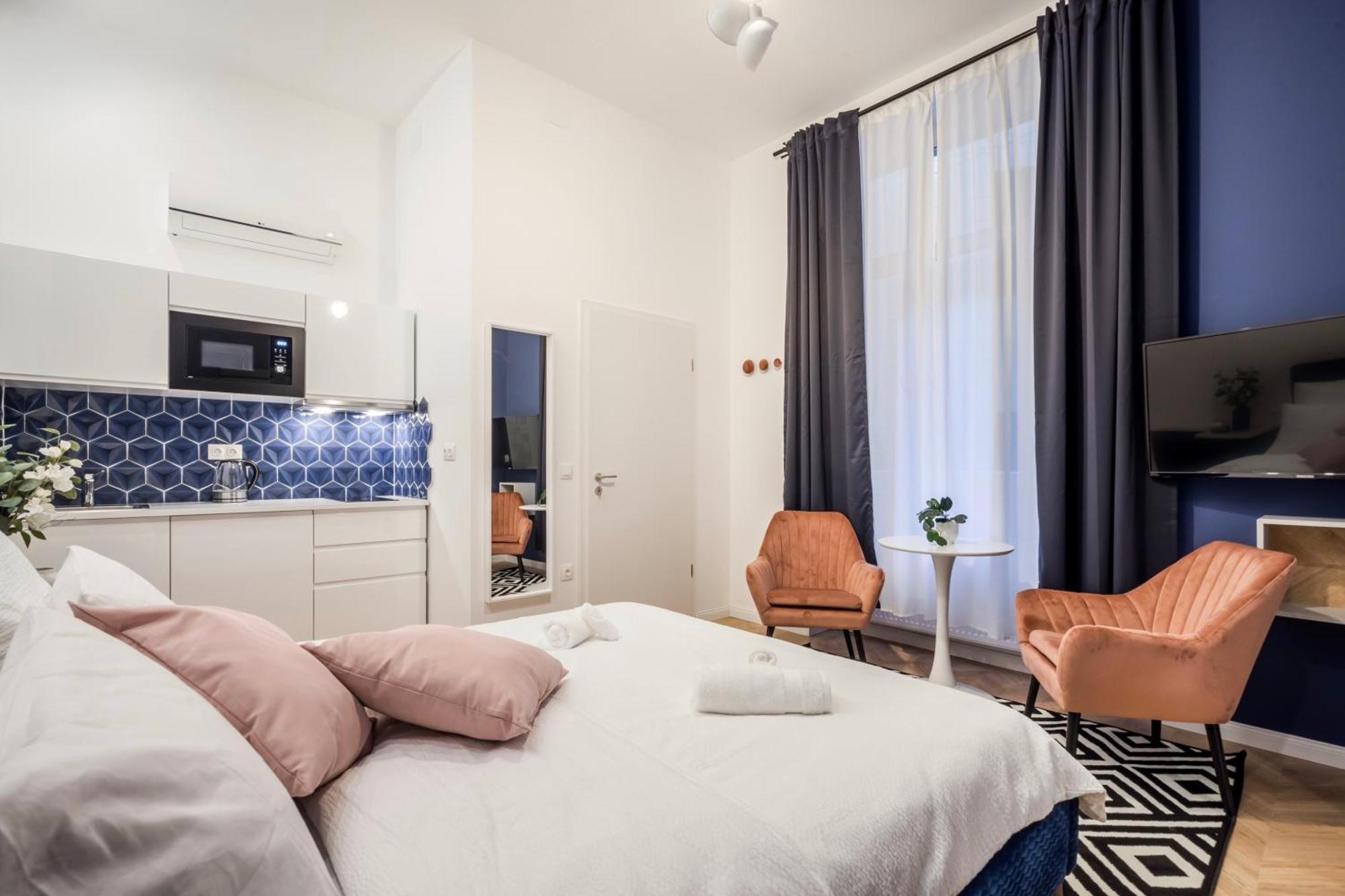 D58 - Grand Boulevard Royal Apartment - Best Location By Bqa Βουδαπέστη Εξωτερικό φωτογραφία