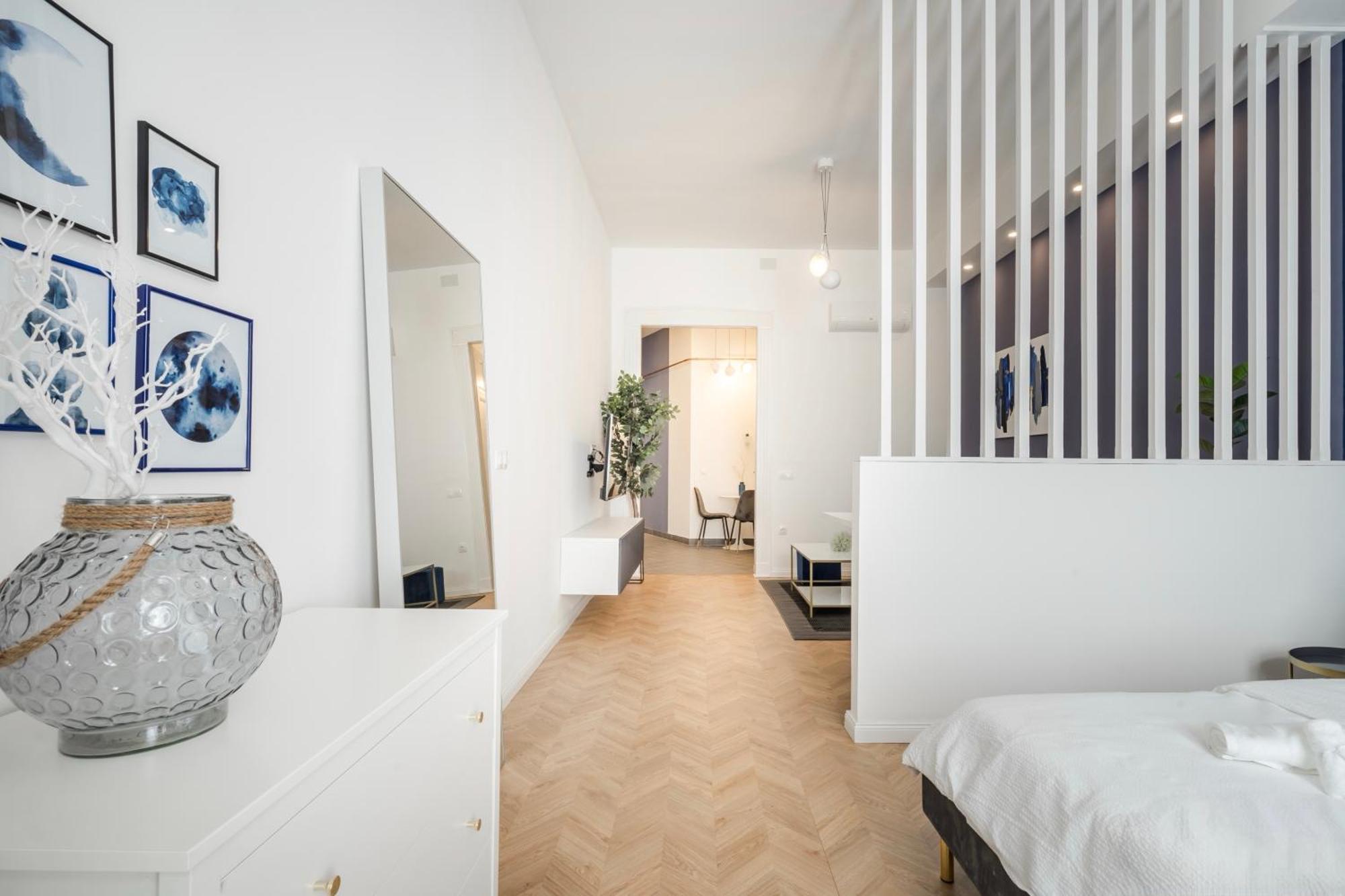 D58 - Grand Boulevard Royal Apartment - Best Location By Bqa Βουδαπέστη Εξωτερικό φωτογραφία