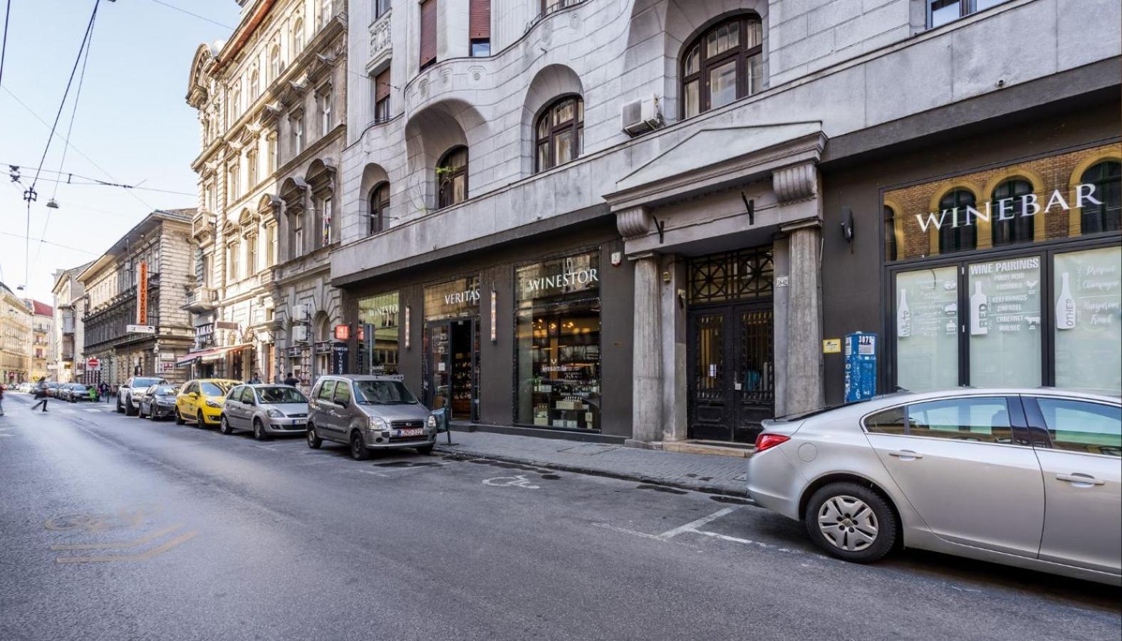 D58 - Grand Boulevard Royal Apartment - Best Location By Bqa Βουδαπέστη Εξωτερικό φωτογραφία